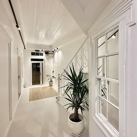 La Luna Nueva * Ayvalı