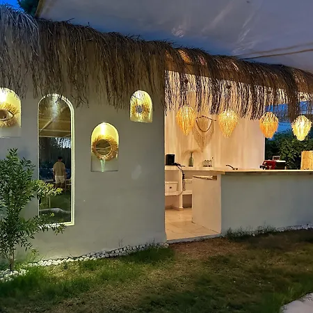 Nueva Cunda ホテル